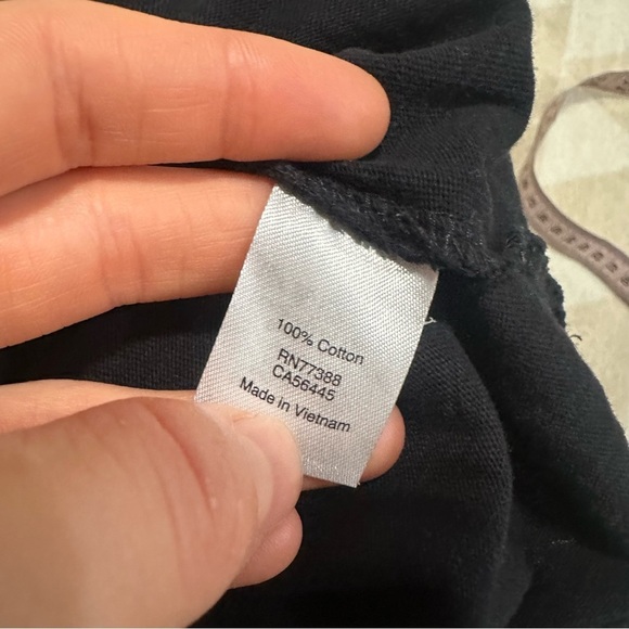 J crew black short sleeve studio tee shirt - Picture 2 of 5